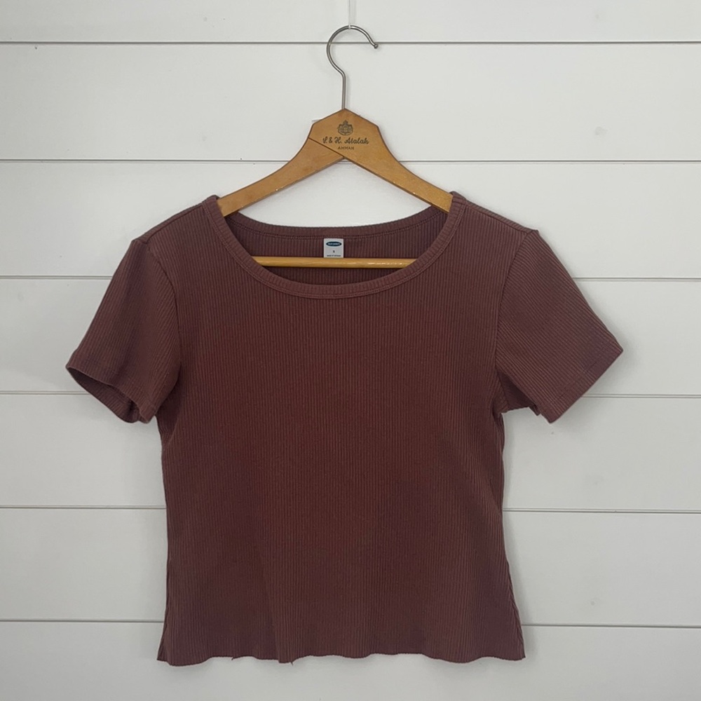 Old Navy Women’s ribbed tee shirt